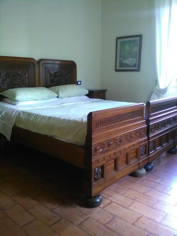 B&B Reillys Montecarotto ภายนอก รูปภาพ